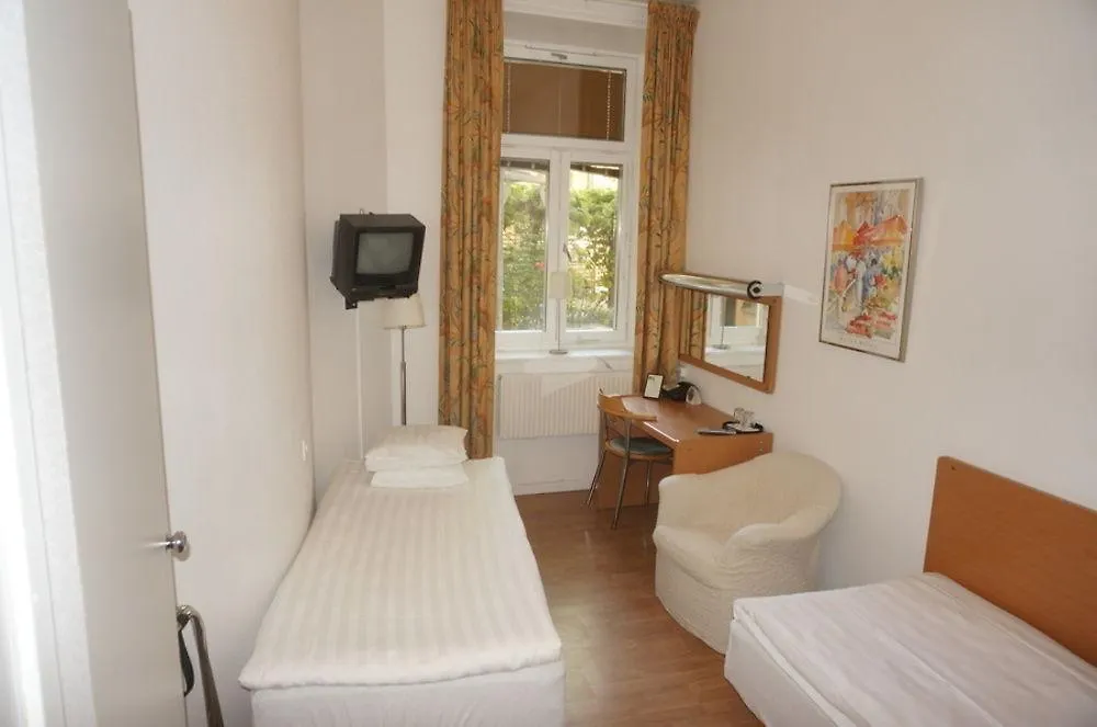 Hotel Bema Estocolmo 2*,  Suécia
